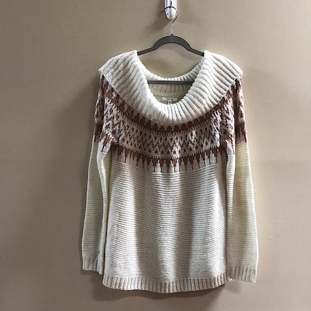 NWT Maurices Cowl Neck Knit Sweater Size L